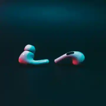 Сдать или купить наушники в ломбарде