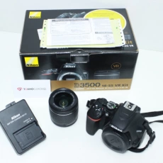 Зеркальный фотоаппарат Nikon D3500 Kit 18-55mm